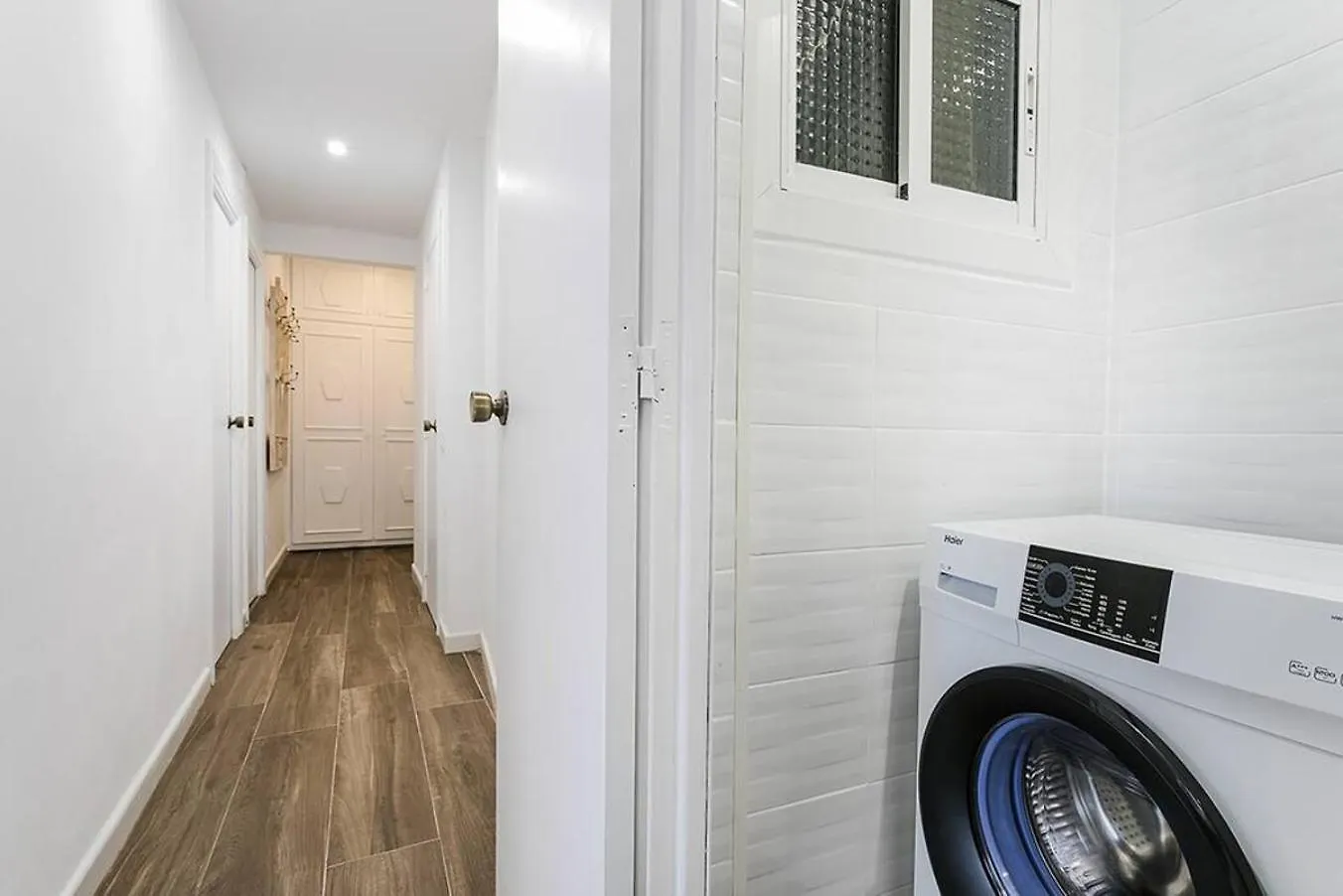 Stylish&Bright Close To Subway Esplugues de Llobregat Apartment