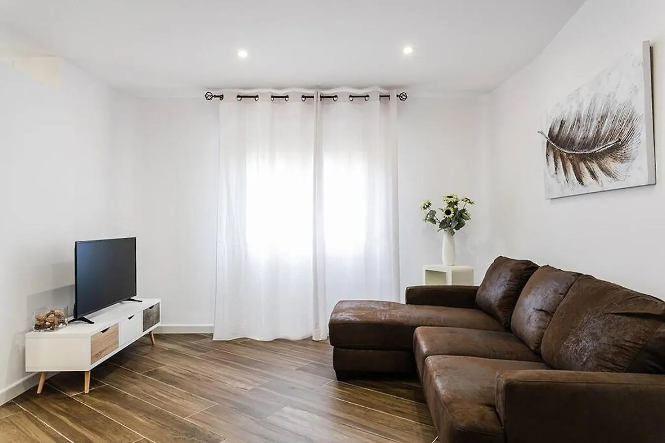Stylish&Bright Close To Subway Esplugues de Llobregat Apartment